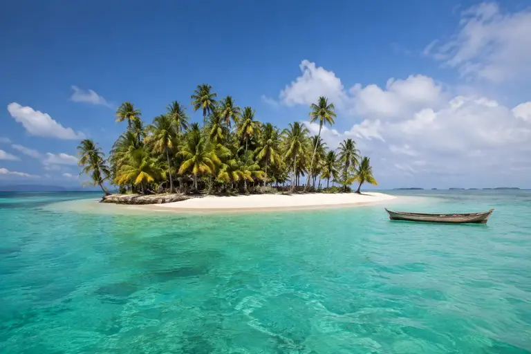 Isla tropical de San Blas en Panamá